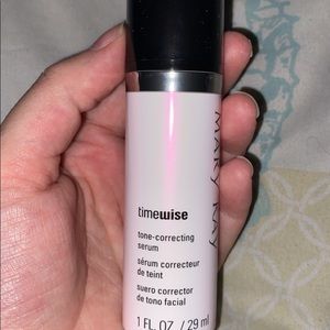 Tone correcting serum